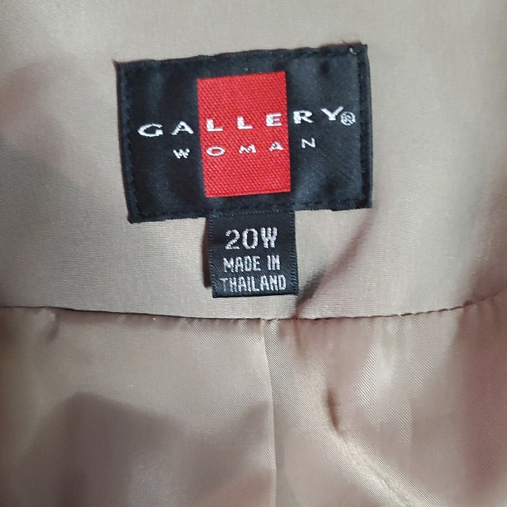 Gallery Women's Beige Coat - Picture 6 of 6